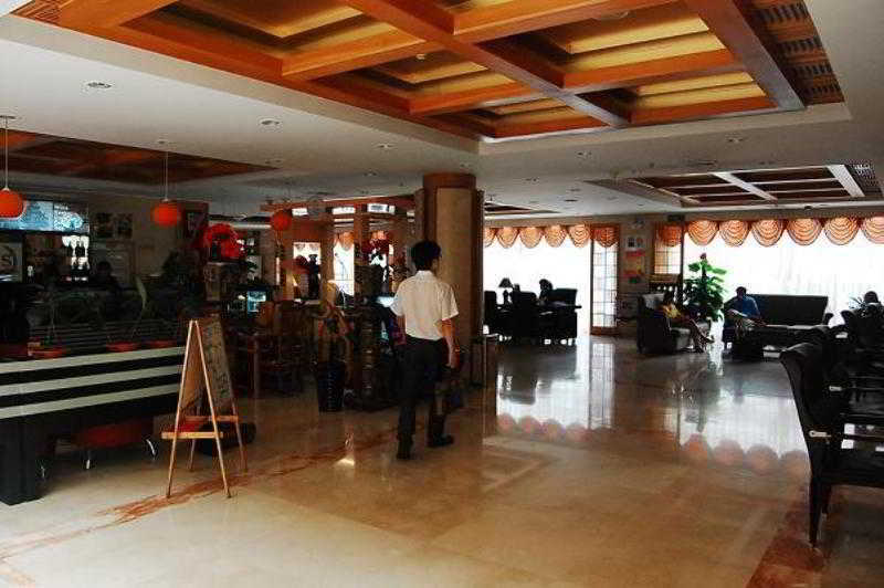 Redwall Hotel Пекин Экстерьер фото