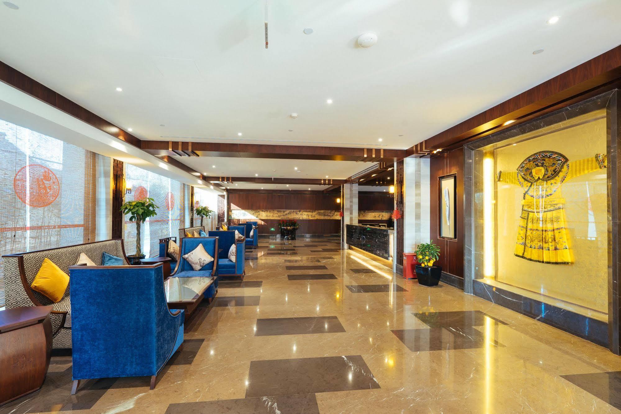 Redwall Hotel Пекин Экстерьер фото