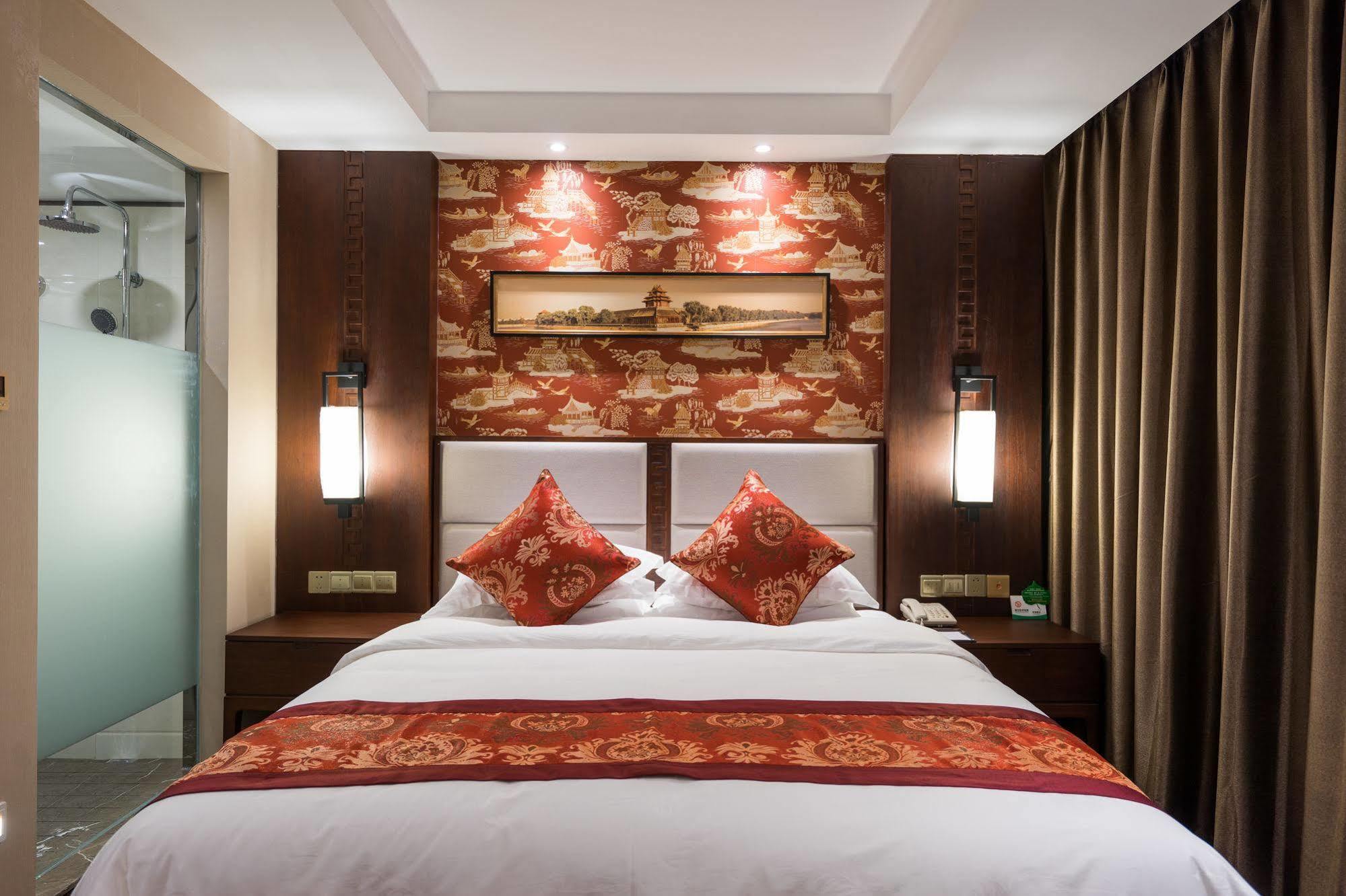 Redwall Hotel Пекин Экстерьер фото